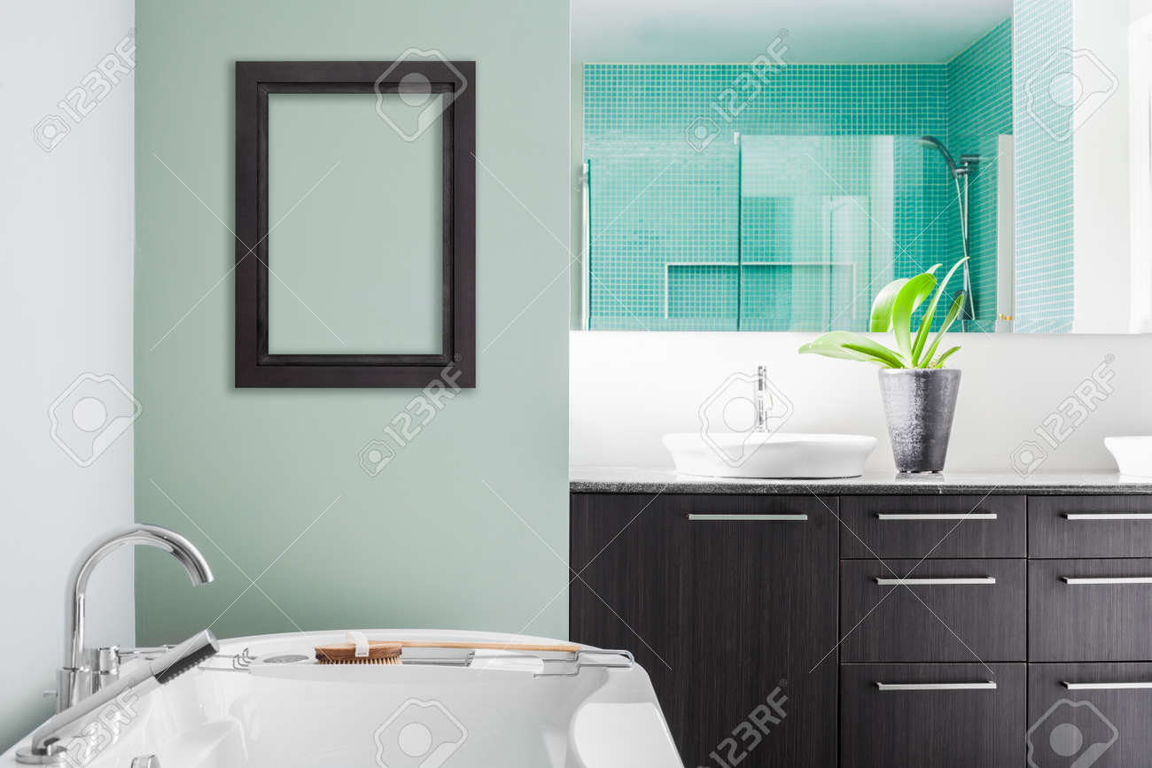 Carrelage salle de bain marron et vert: carrelage mural salle ...