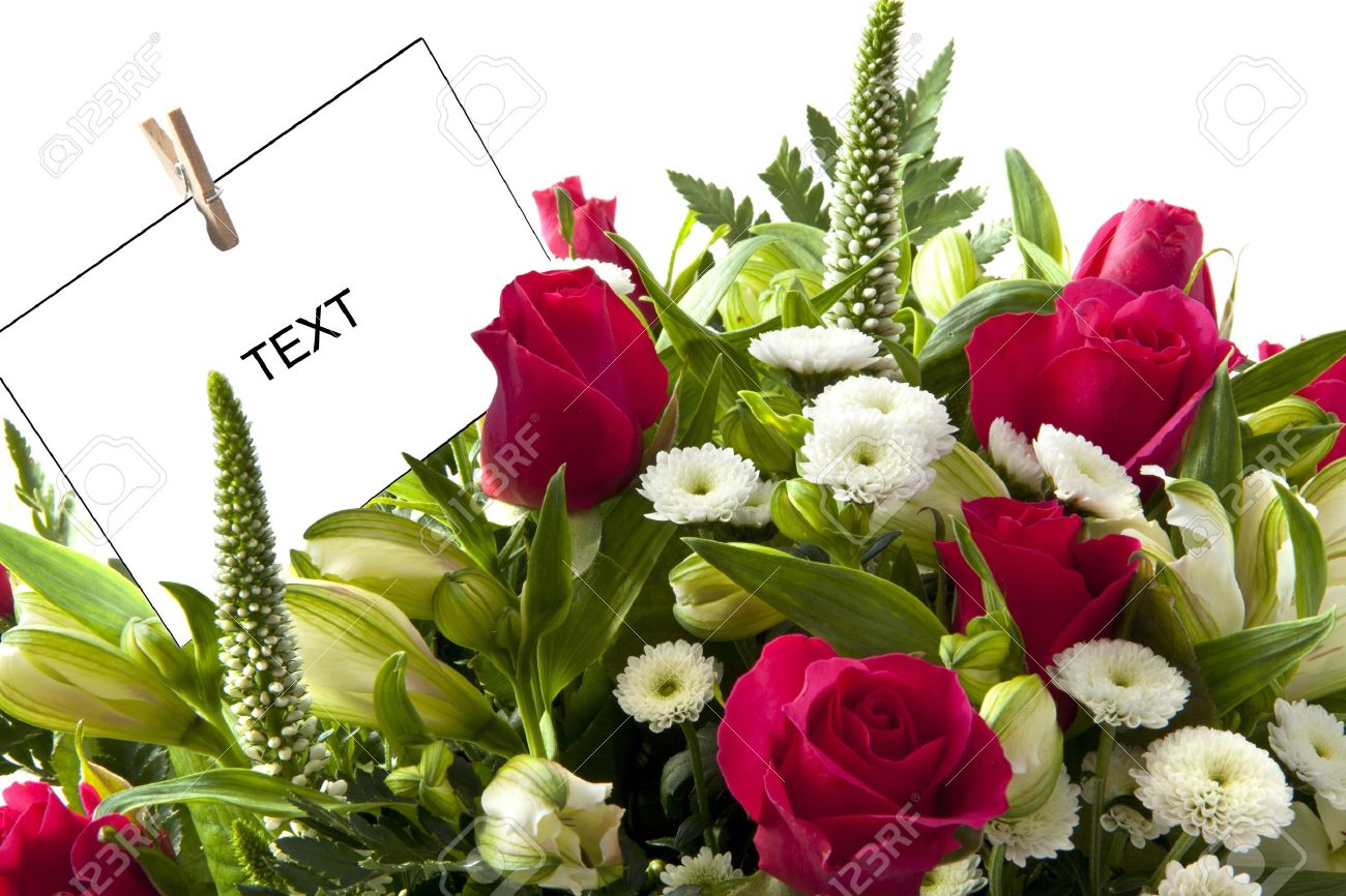 Beautiful bouquet mit rosa rosen und karten für den hintergrund ...