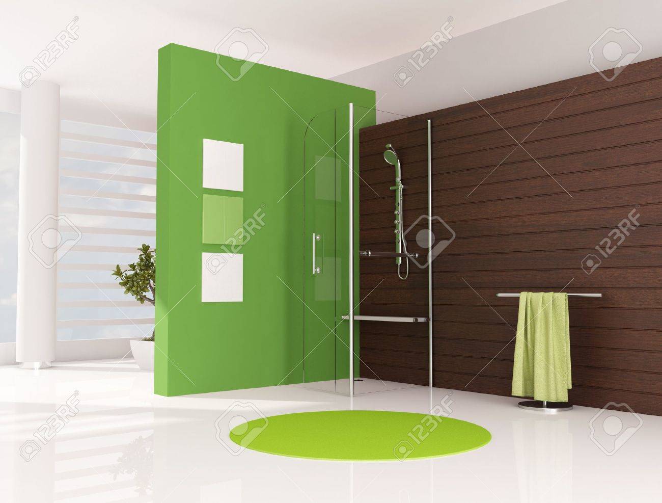 Vert salle de bains avec douche cabine et le panneau en bois ...