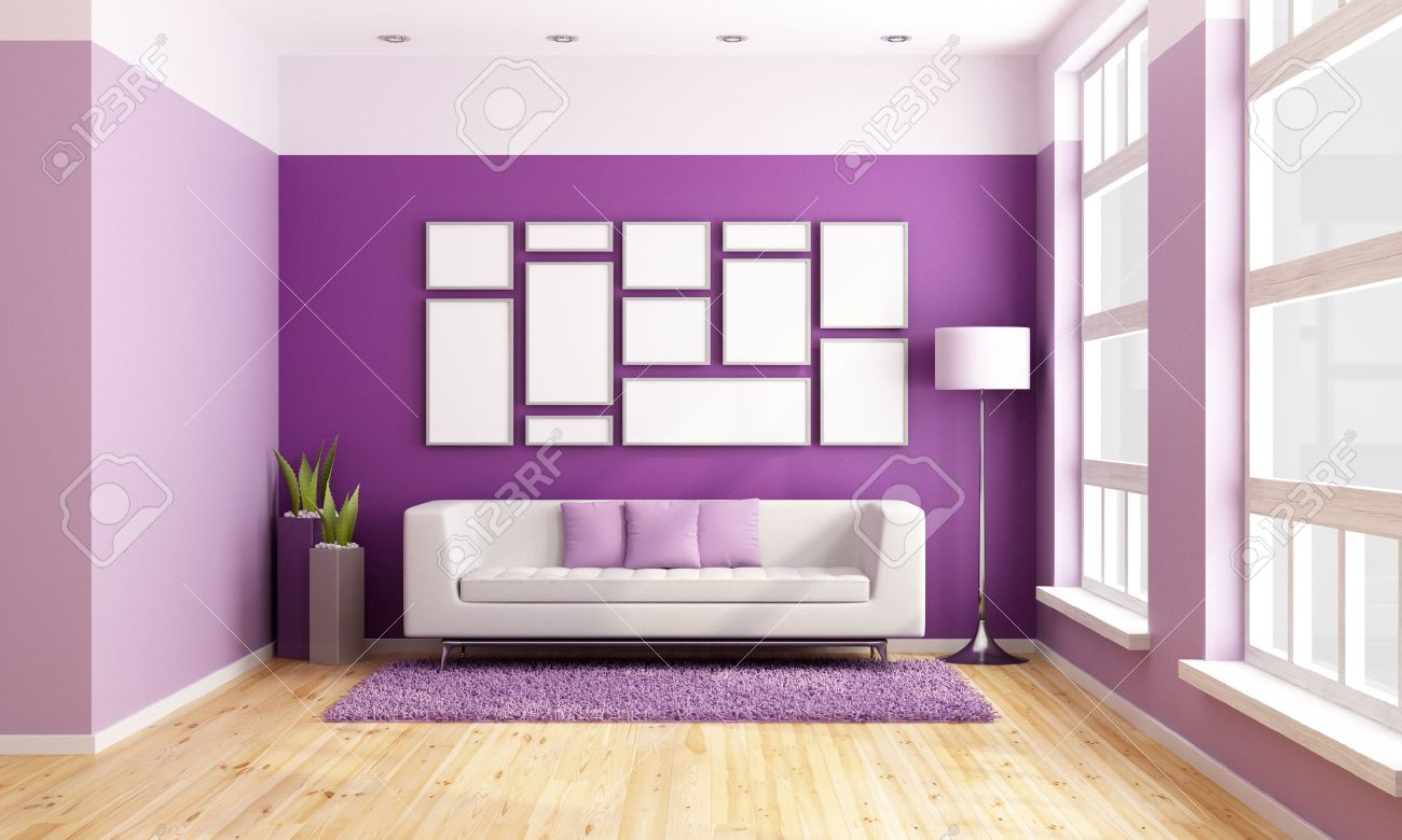 Helles wohnzimmer mit modernen couch, lila wand und groÃen ...