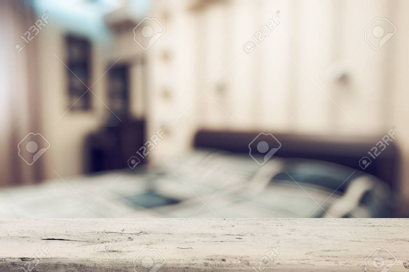 Vecchia scrivania in legno in camera da letto foto royalty free ...