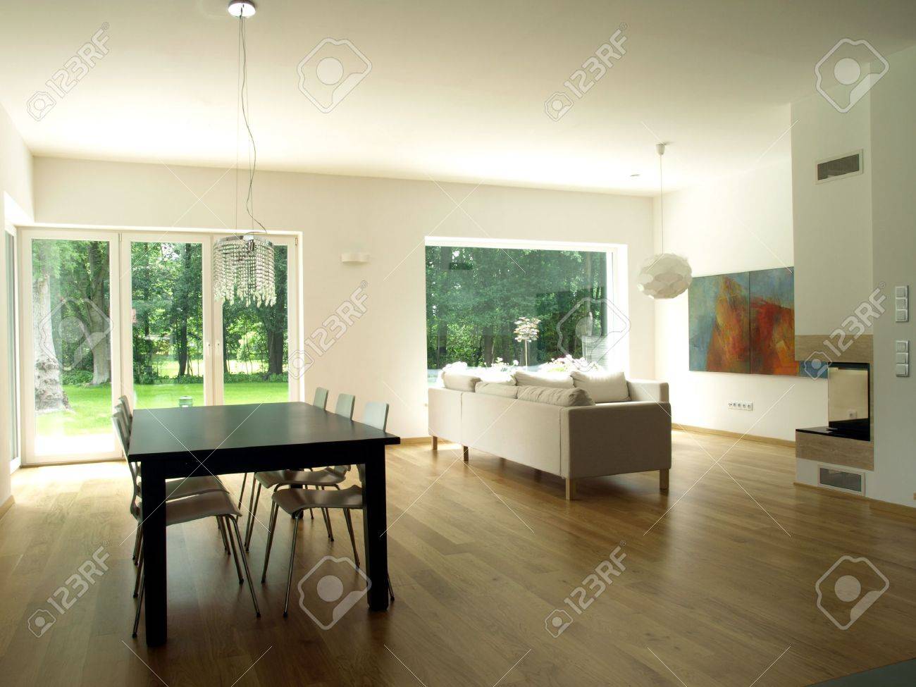 Interieur van modern huis, eetkamer, woonkamer royalty vrije foto ...