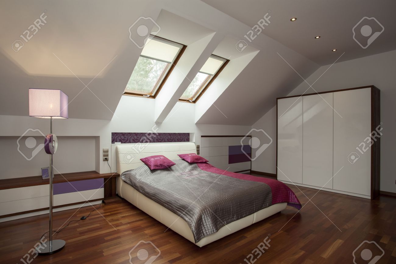 Moderne slaapkamer royalty vrije foto's, plaatjes, beelden en ...