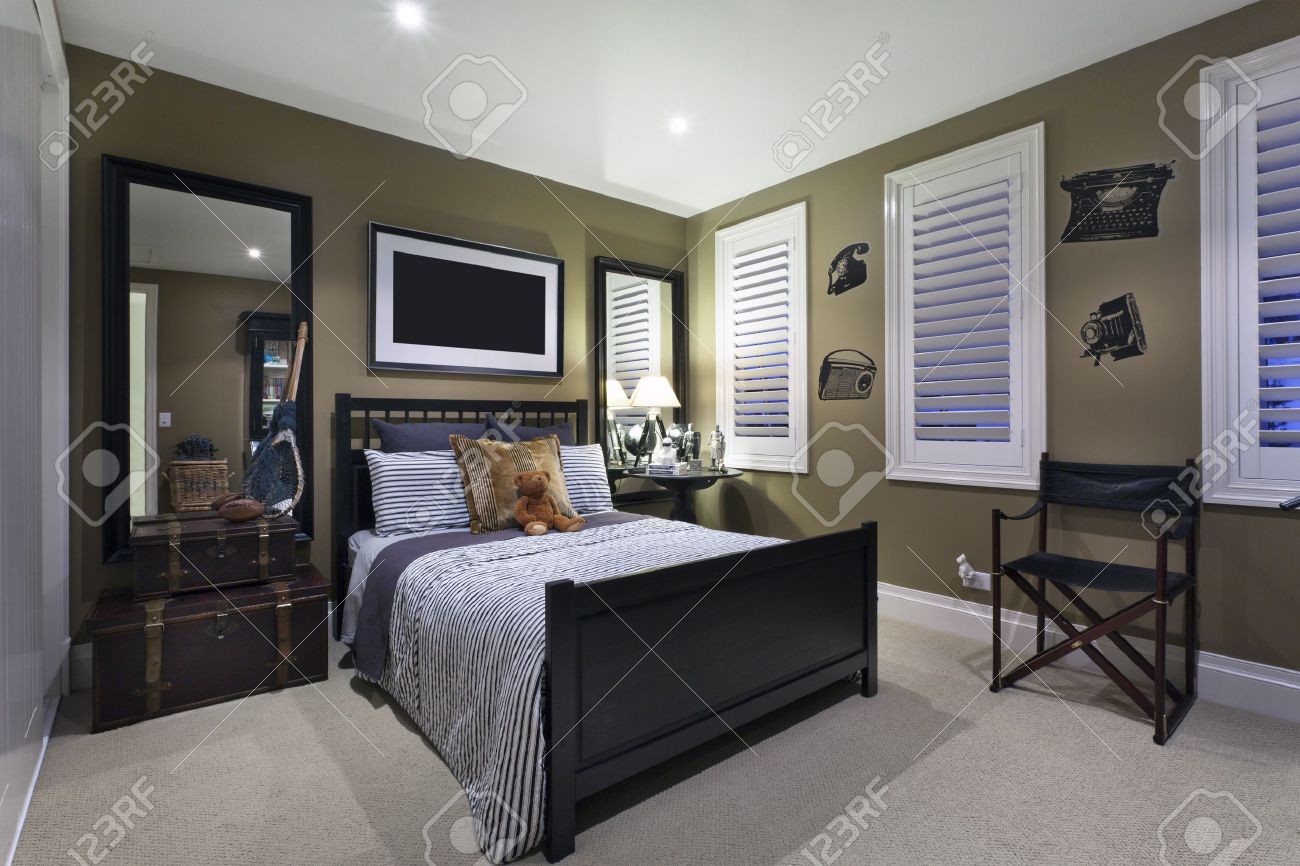 Stijlvolle slaapkamer met een elegante inrichting royalty vrije ...
