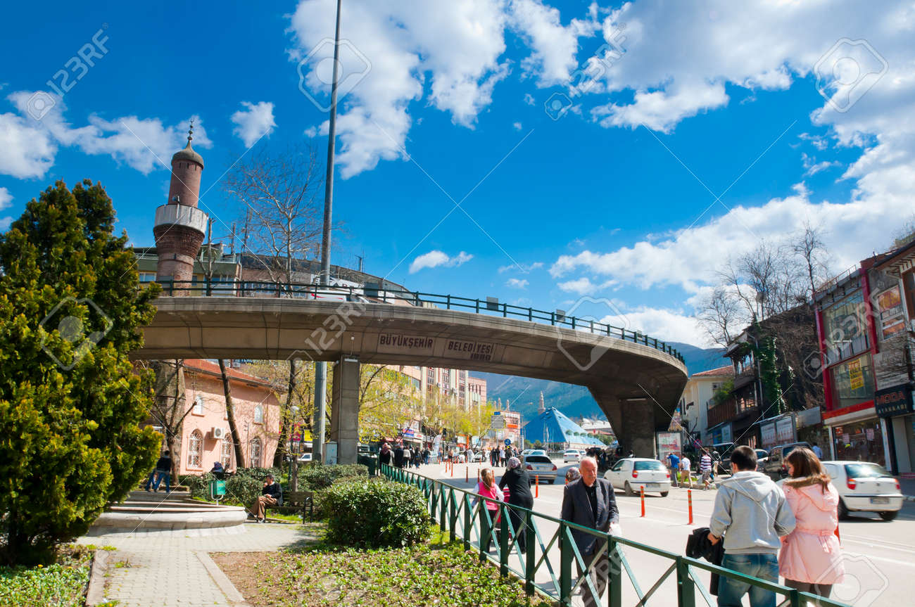 31 mars 2012 bursa, turquie le centre de bursa, la 4ème plus ... Le ville plus