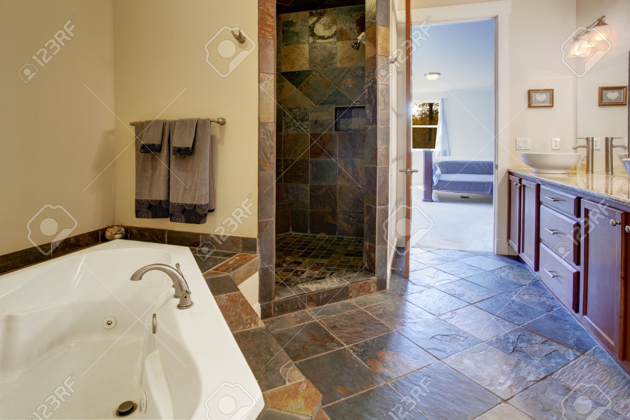 Salle de bain avec carrelage noir: Ãtagère salle de bain vvcom ...