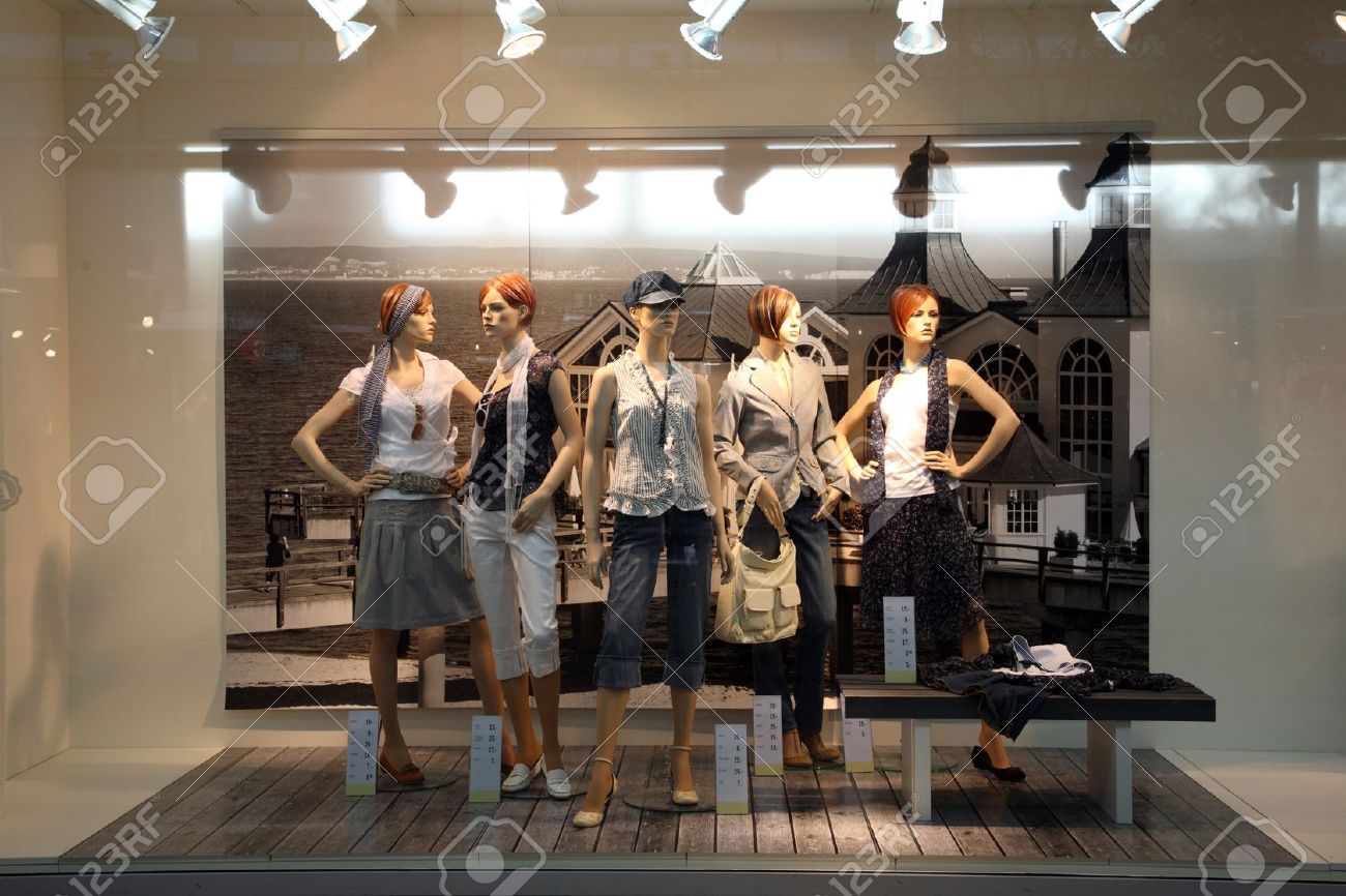Home Interior : Modern White Interior Design Of Dress Shop Clothing Store Interior Design Ideas