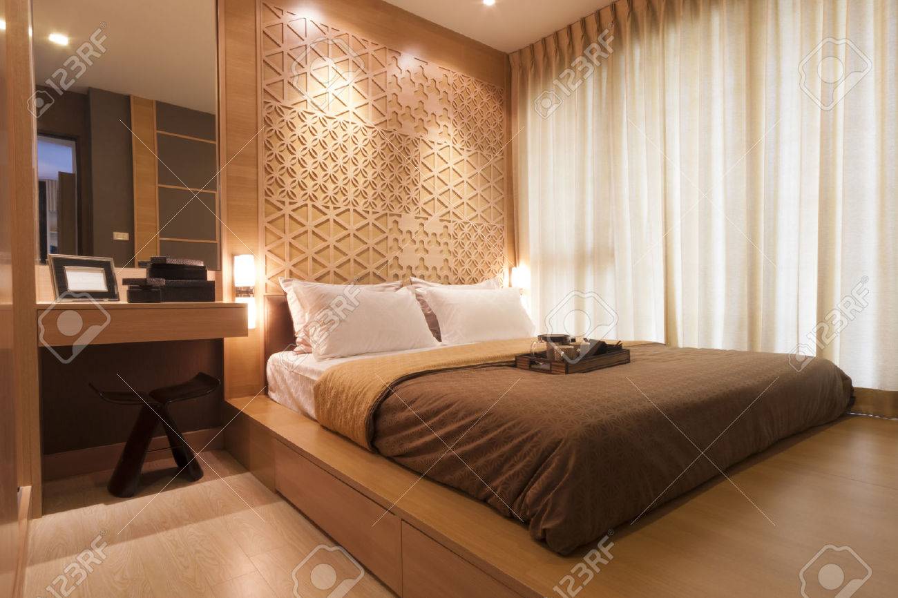 Schlafzimmer licht: rundgang das erste schlafzimmer ...