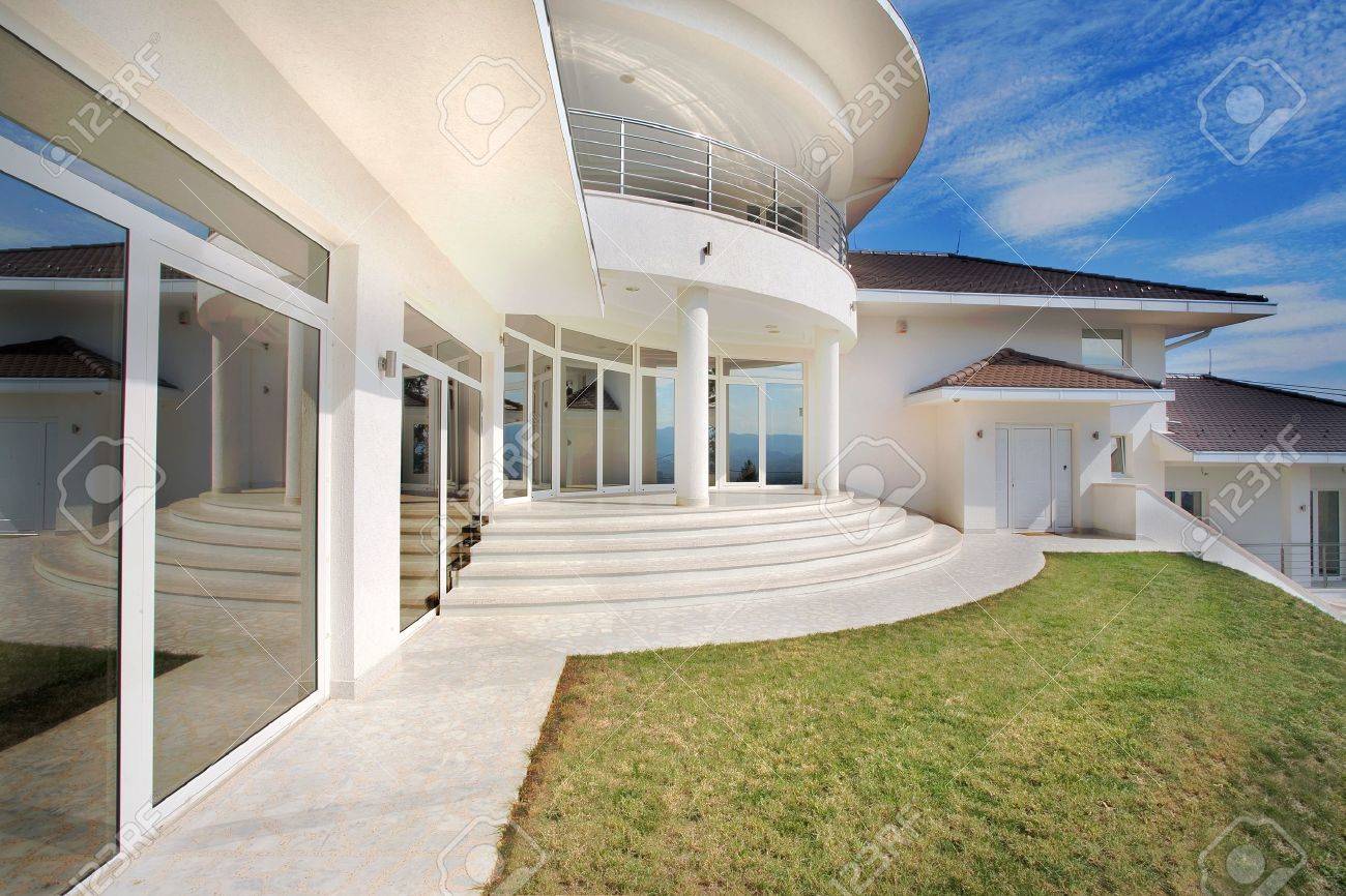 Architecture de maison extérieur, large et cher maison moderne ...