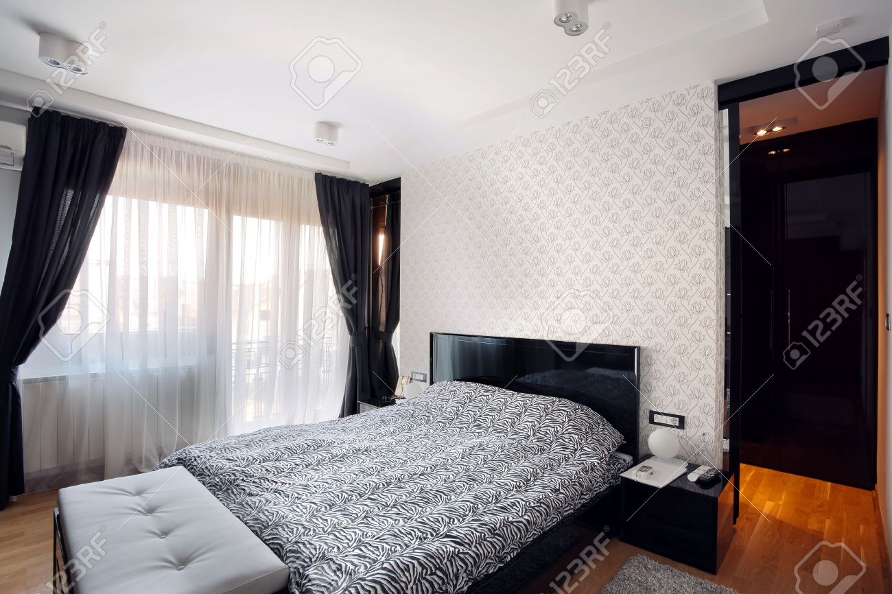 Interieur van een moderne slaapkamer, zwart en wit design. royalty ...