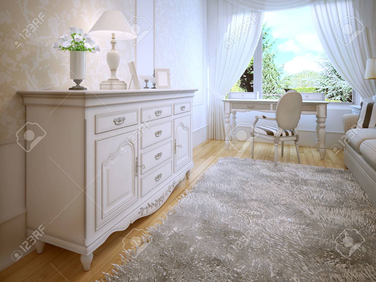 Comò bianco in camera da letto classica. pavimenti in parquet in ...