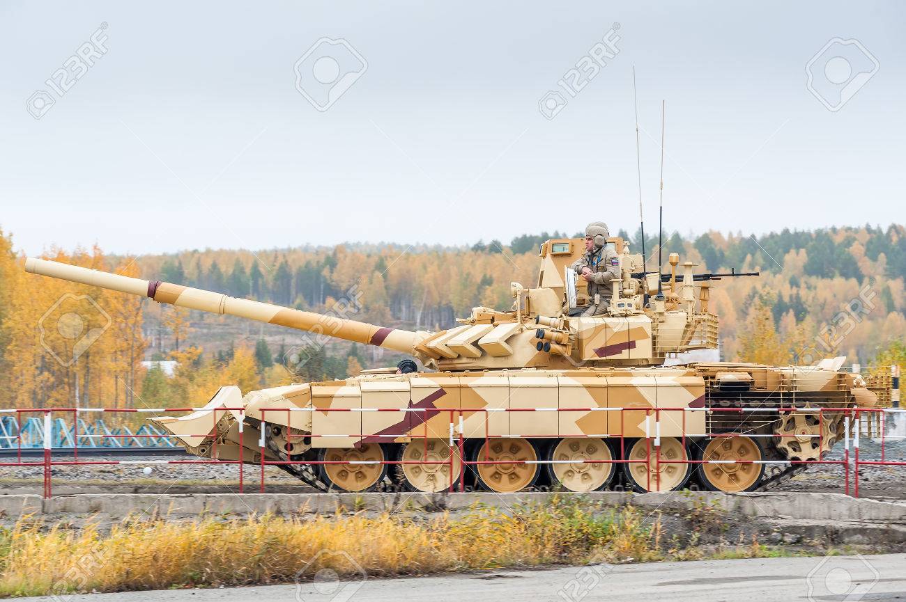 37952050-Nizhniy-Tagil-Russia-September-27-2013-Modified-T-72-with-additional-protection-kit-for-urban-surviv-Stock-Photo.jpg
