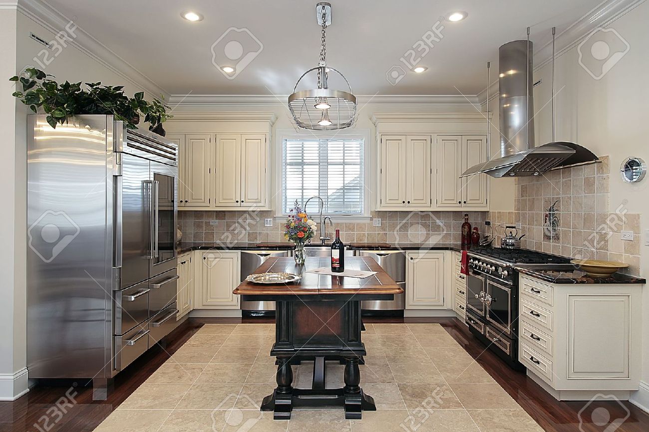 White Kitchen Cabinets And Dark Flooring Innovative Home Design White Kitchen Cabinets And Dark Flooring Innovative Home Design