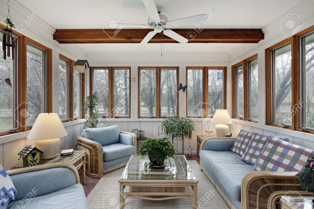 Costo soffitto con travi in legno: come illuminare un soffitto con ...