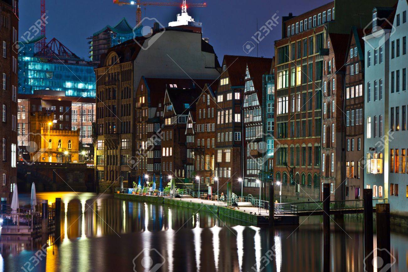 10417048-old-townhouses-at-the-canal-in-