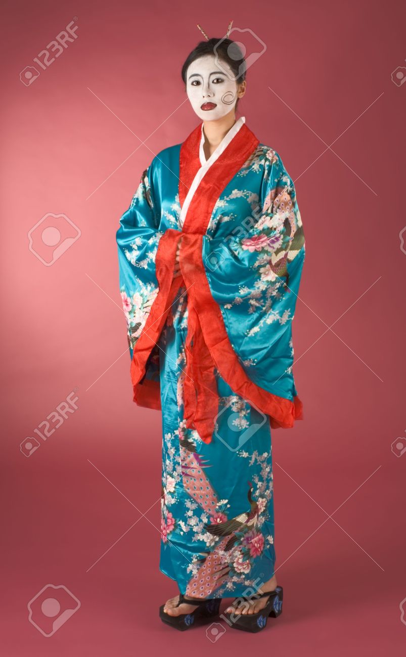 Picture of geishas face