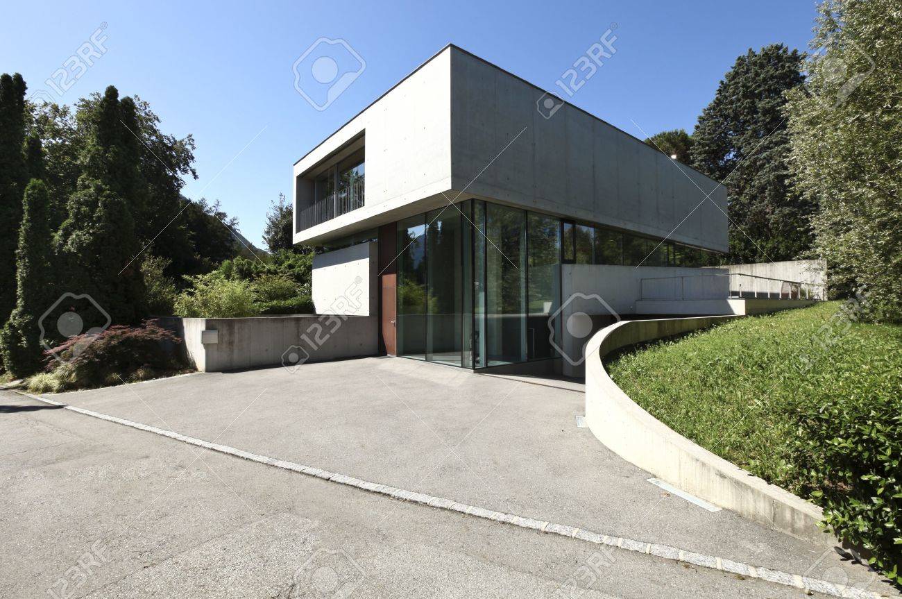 ntrance Of Modern House In Beton Stock Photo, Picture nd ... ntrance Of Modern House In Beton Stock Photo, Picture nd ... - ^