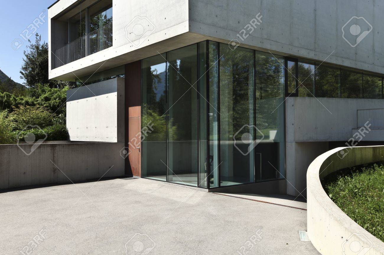 ntrance Of Modern House In Beton Stock Photo, Picture nd ... ntrance Of Modern House In Beton Stock Photo, Picture nd ... - ^