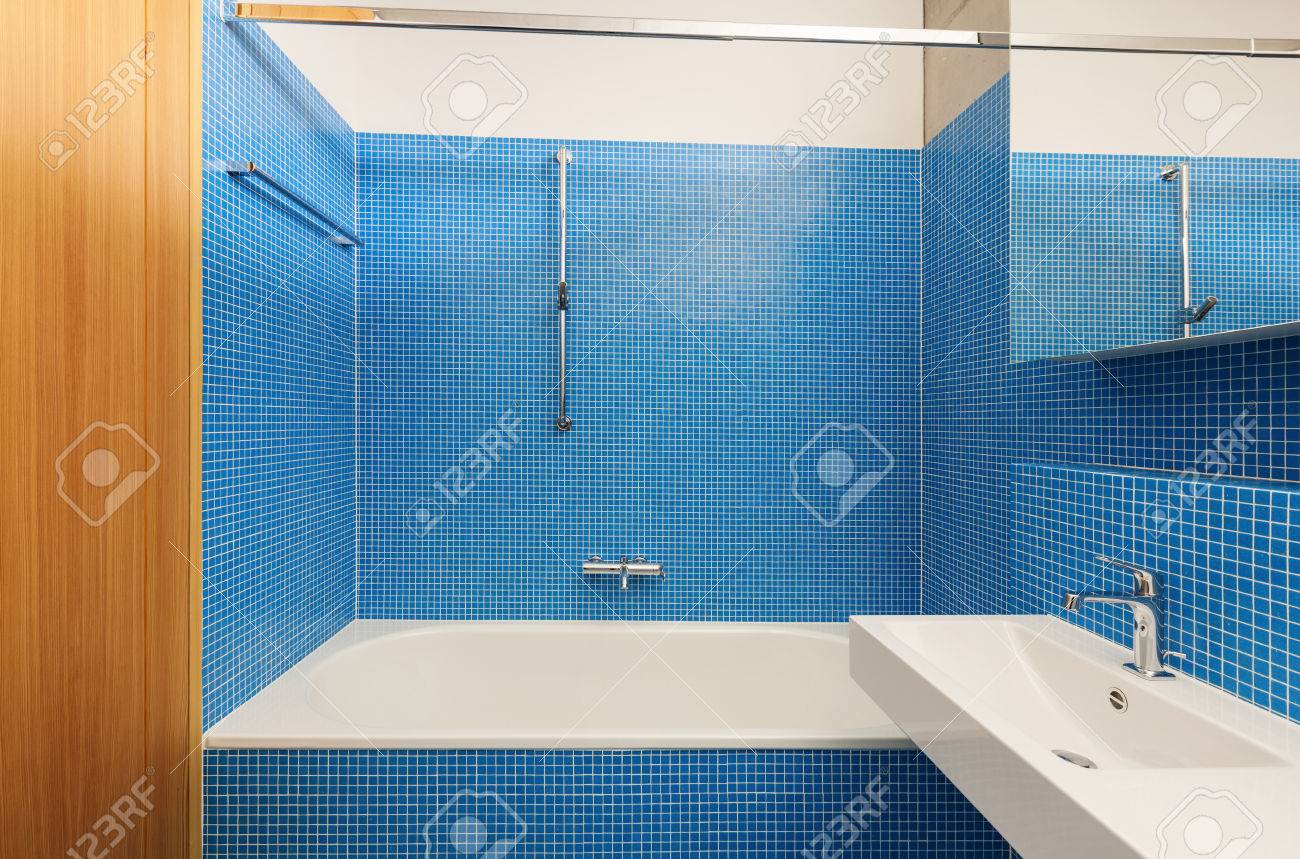 Salle de bain avec brique de verre: idées sur le thème douches en ...