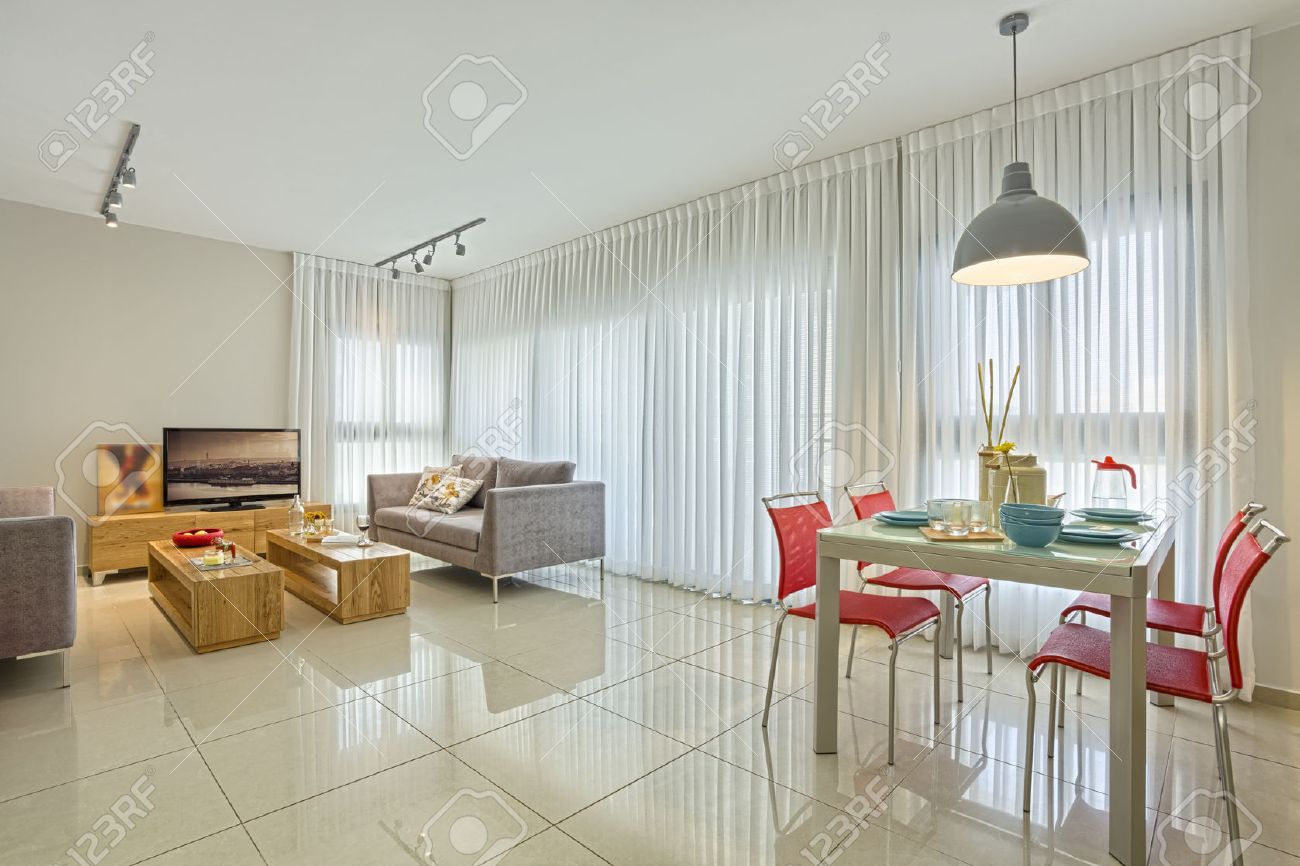 Luxus moderne wohnzimmer und esszimmer lizenzfreie fotos, bilder ...