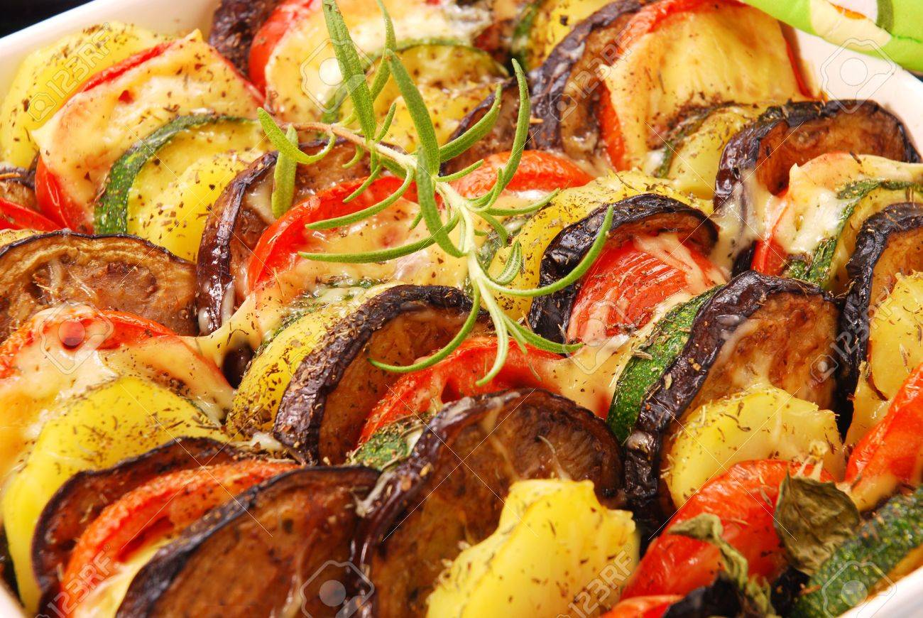 Вкусные овощи запеченные в духовке рецепт с пошагово Вкусные овощи запеченные в духовке рецепт с пошагово