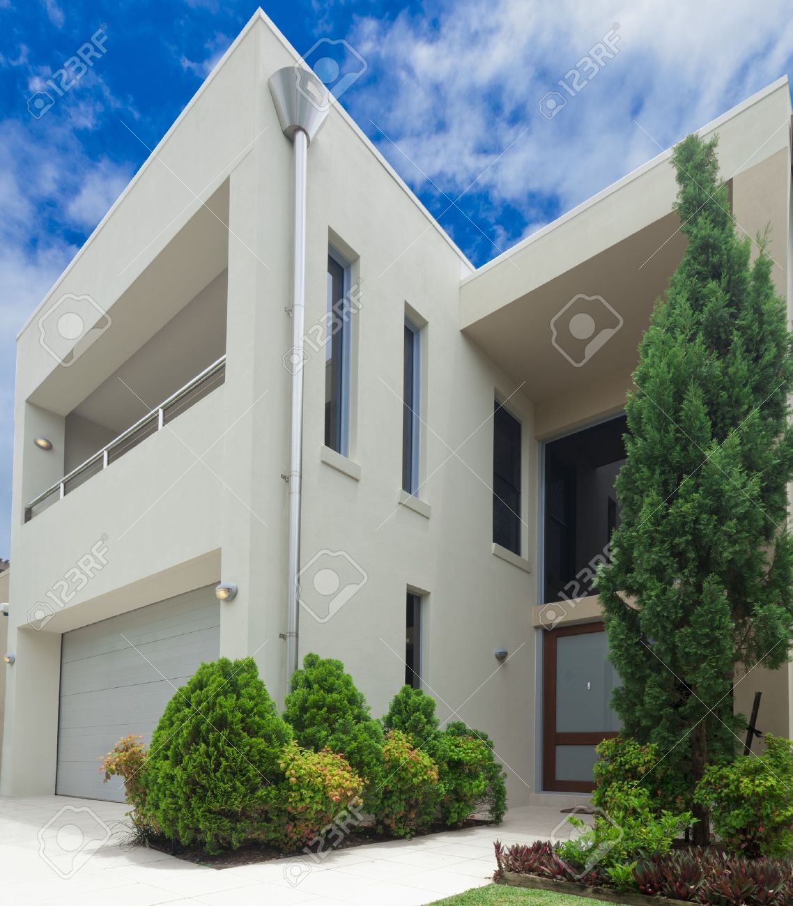 Luxurious Modern Multilevel House Front Stock Photo, Picture nd ... Luxurious Modern Multilevel House Front Stock Photo, Picture nd ... - ^
