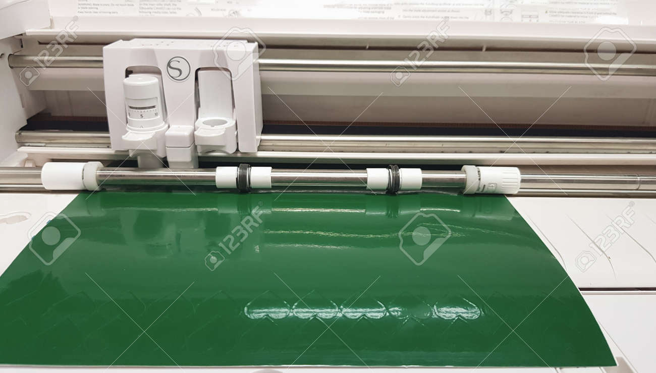 cutting sticker machine