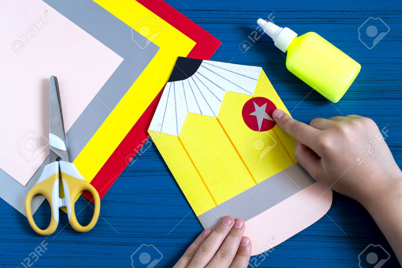 Hacer Tarjetas De Felicitacion En Forma De Lapiz Para El Nuevo Ano