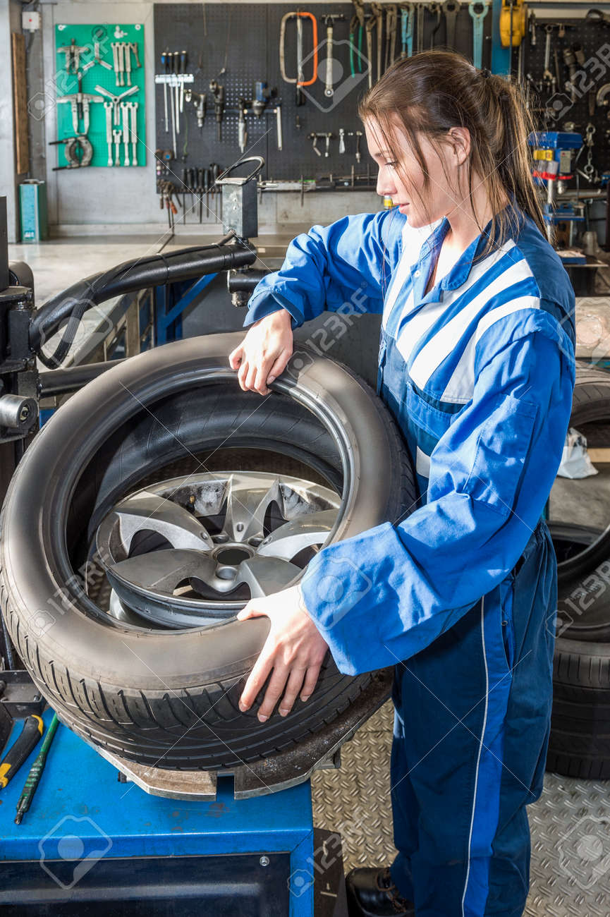 tire mechanic