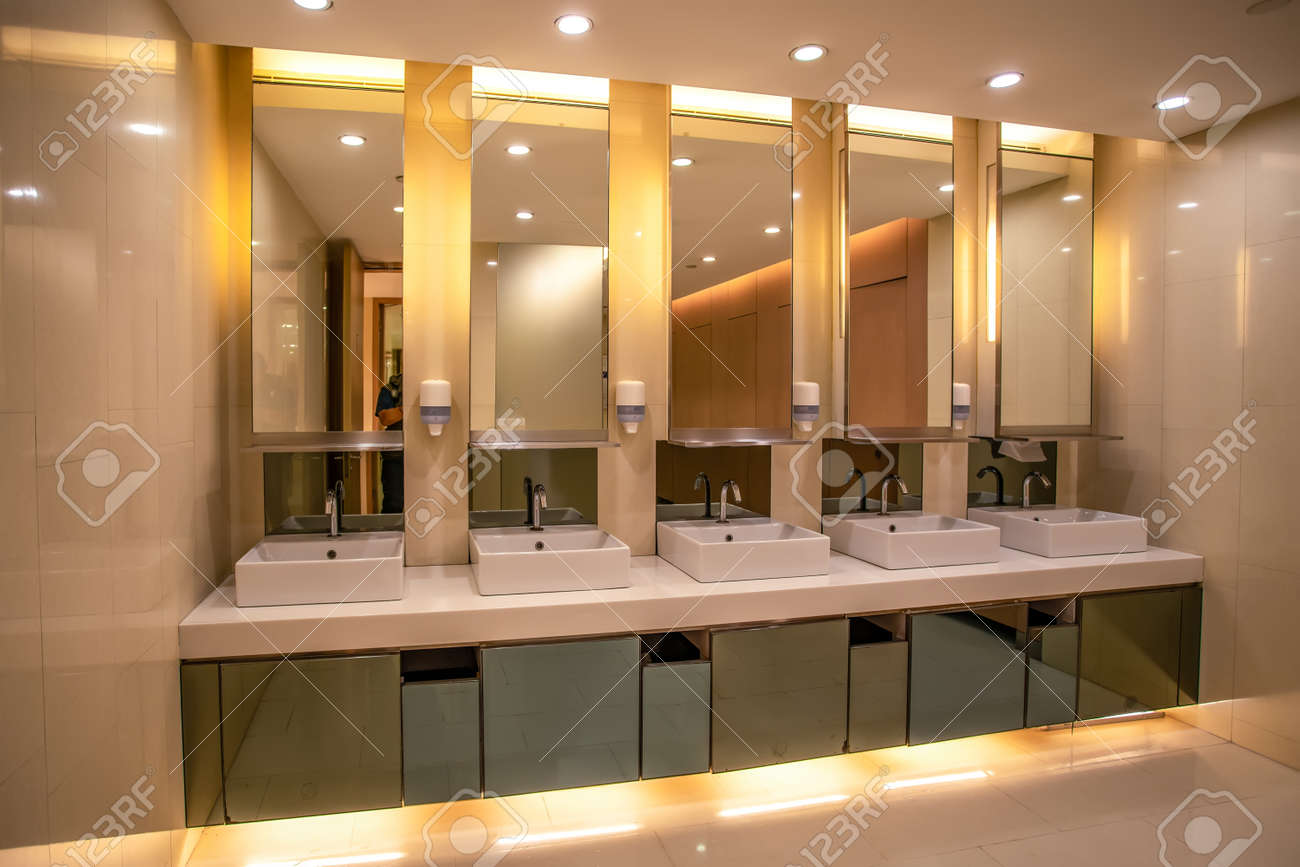 PUBLIC Hotel New York Interior Design Photography — Joe Thomas, image size:1300x867