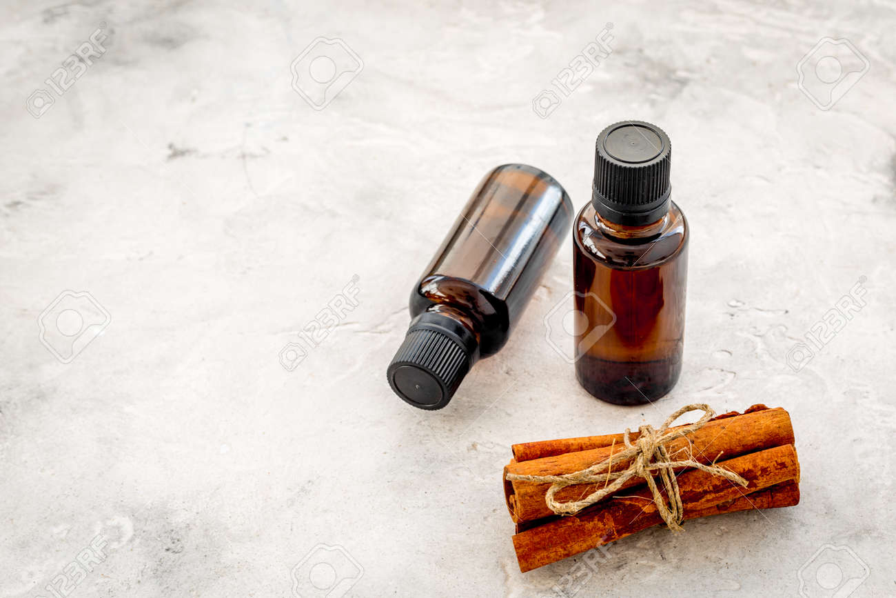Cinnamon Oil For Cooking, Aromatherapy, Skin Care. Bottles Near.. Stock  Photo, Picture And Royalty Free Image. Image 100156366. Cinnamon Oil For Cooking, Aromatherapy, Skin Care. Bottles Near.. Stock  Photo, Picture And Royalty Free Image. Image 100156366.