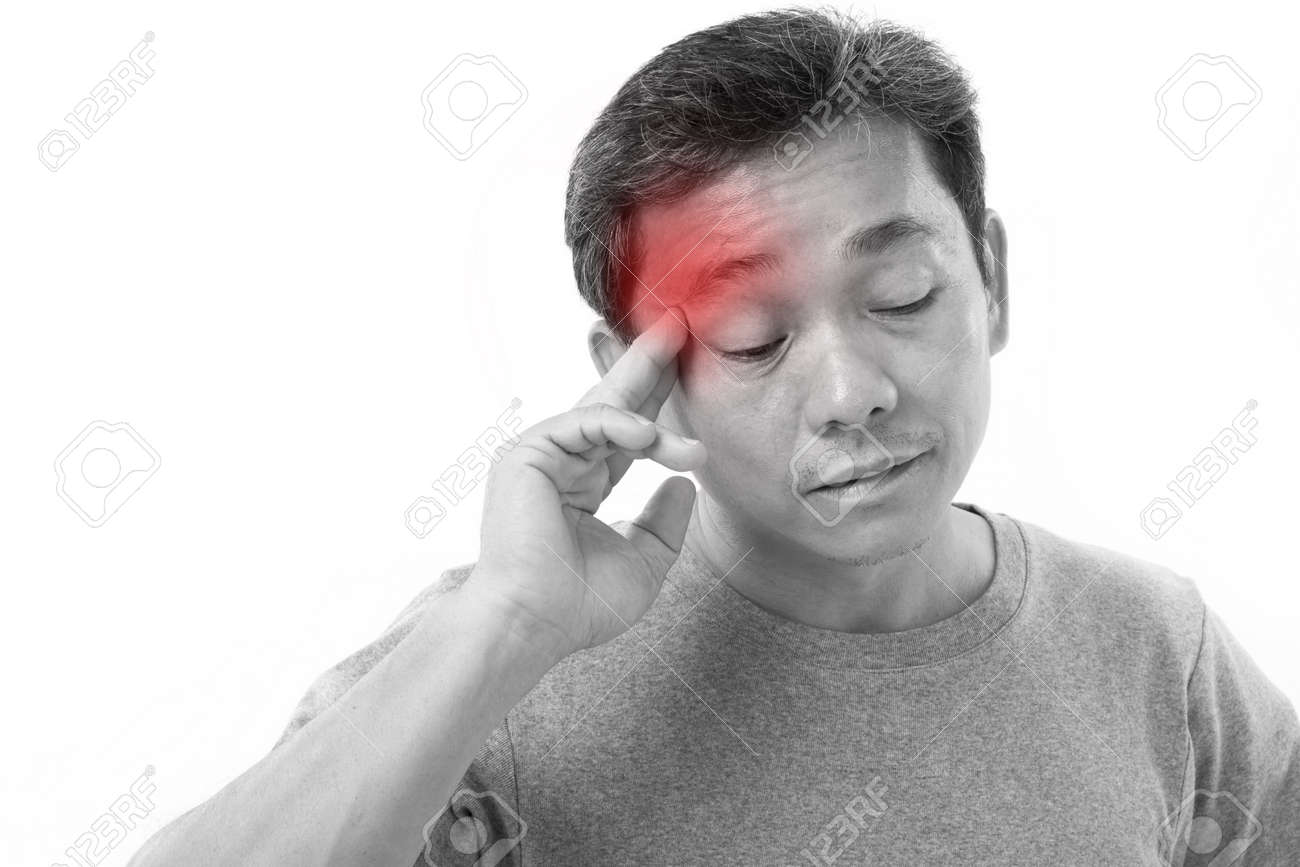 頭痛 片頭痛 めまいと疲れた老人 の写真素材 画像素材 Image