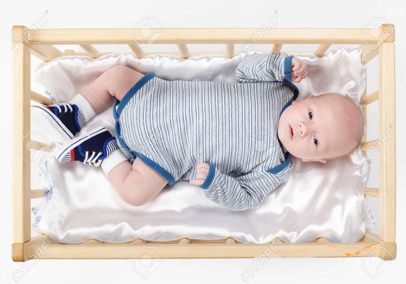 newborn baby wooden bed