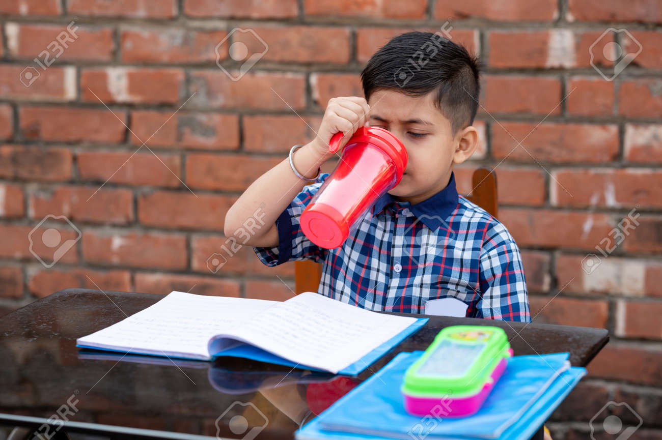 primary school water bottle