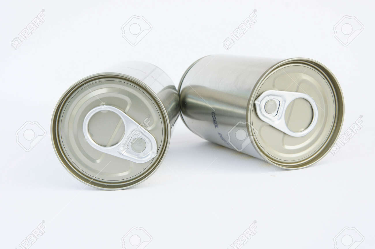 Pop Top Deckel Dosen Auf Weissem Hintergrund Verpackungsdosen Zinn Kann Leicht Offene Enden Fur Getranke Und Lebensmittel Verpackung Blechbehalter Chemikalien Lizenzfreie Fotos Bilder Und Stock Fotografie Image 78573909
