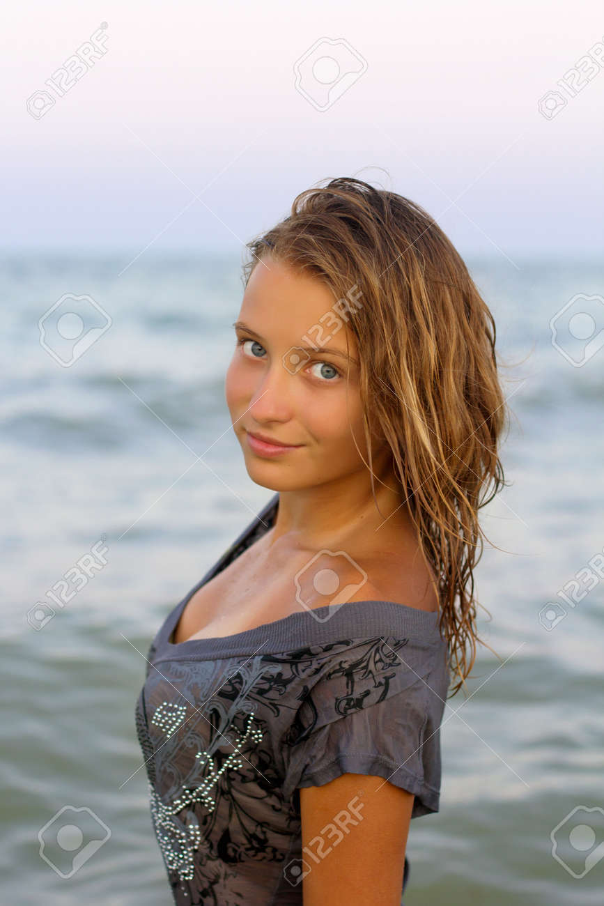 clothes in teen wet Flintstone sex pictures