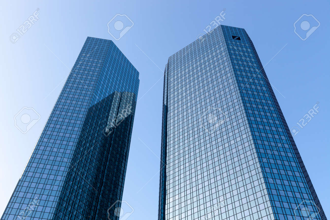 ドイツ銀行ツインタワー、として知られているドイツ銀行、フランクフルトの本社。の写真素材・画像素材 Image 37022481