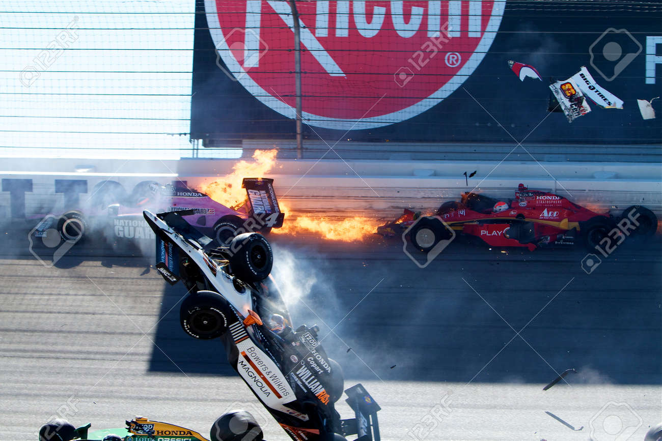 柔らかい 超激レア!2011インディ500ウィナー D.ウェルドン ミニカー