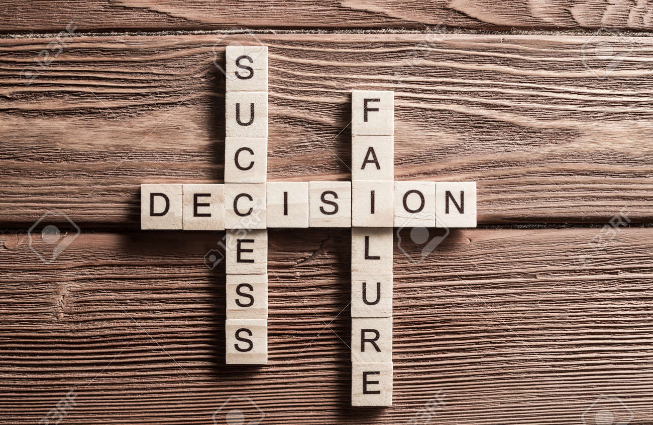 木製キューブ教育知識の心と生活のバランスの概念をスペル チェック の写真素材 画像素材 Image