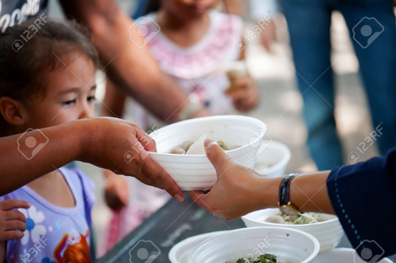 Feed the poor. Благотворительность людям. Feeding india. Feed the child. King giving food to nation.