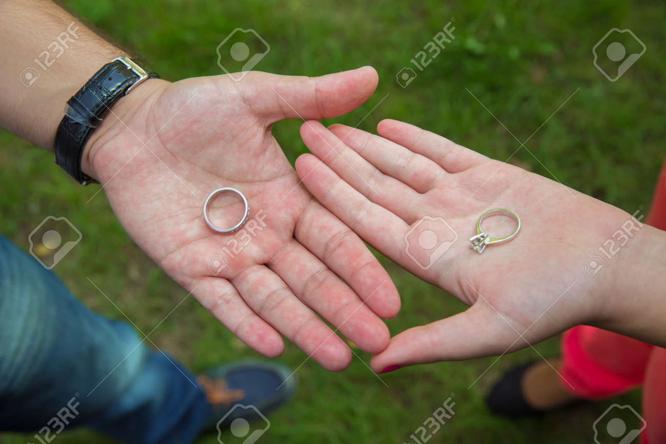 sasha pieterse engagement ring