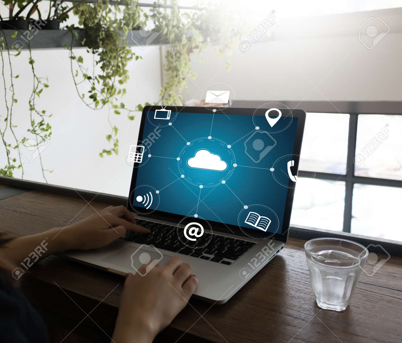 etiam-dictum-ipsum-a-felis