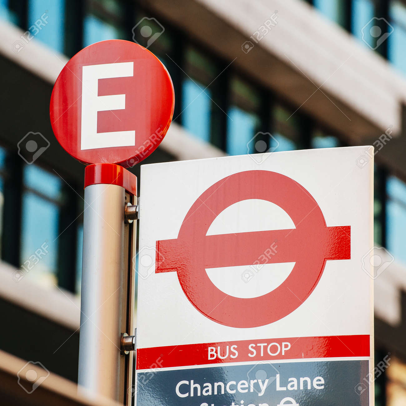 ロンドンバス停　標識　看板 ロンドンバス停 標識 看板 スチール置き看板 バス停デザイン（自由な