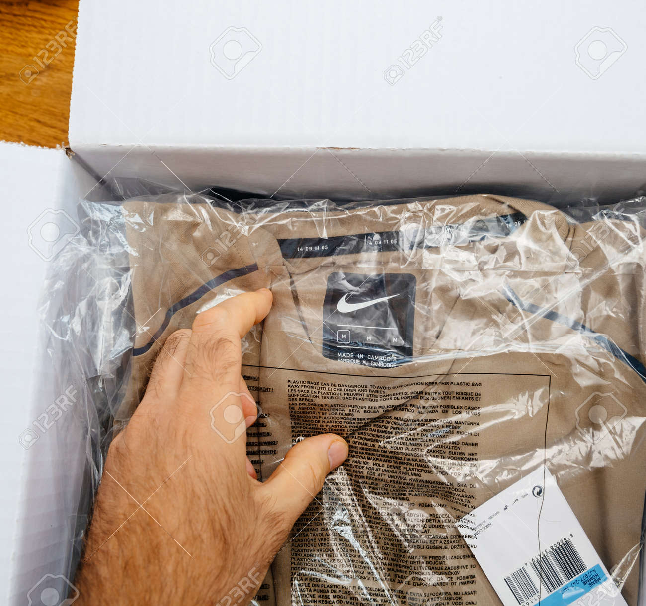 Nike t shirt packaging Clearance