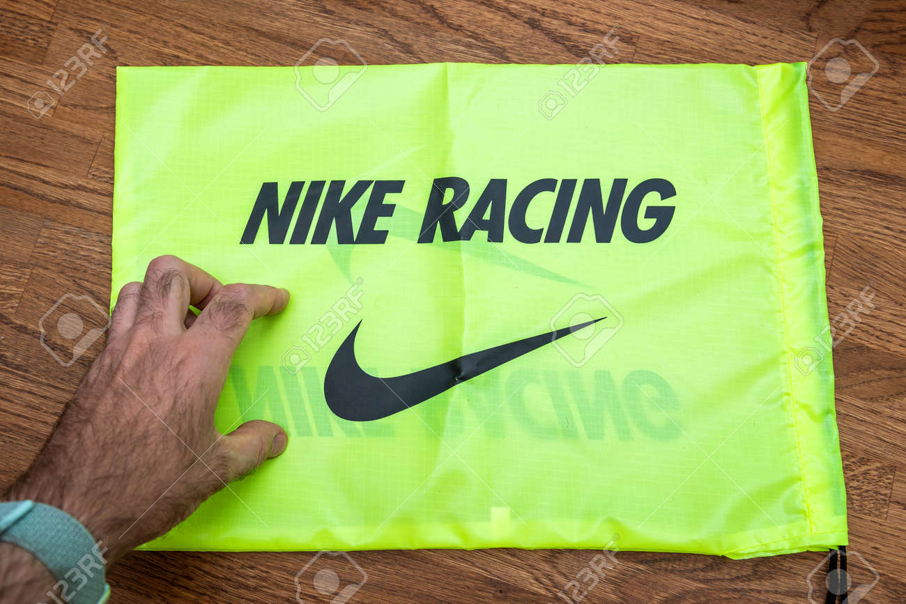 nike racing bag
