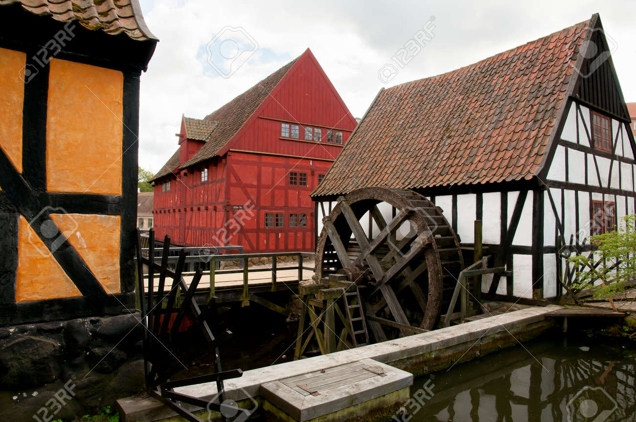 etiam-dictum-ipsum-a-felis