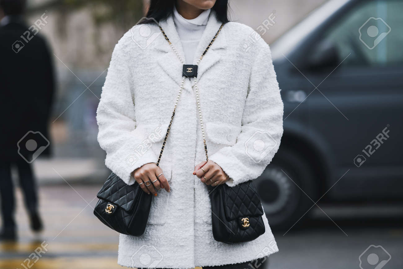 chanel bag street style