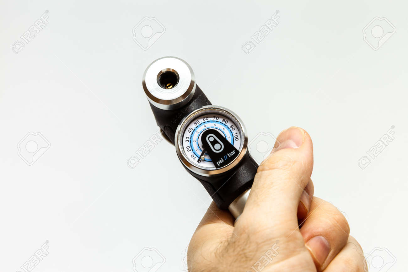 hand bike pump