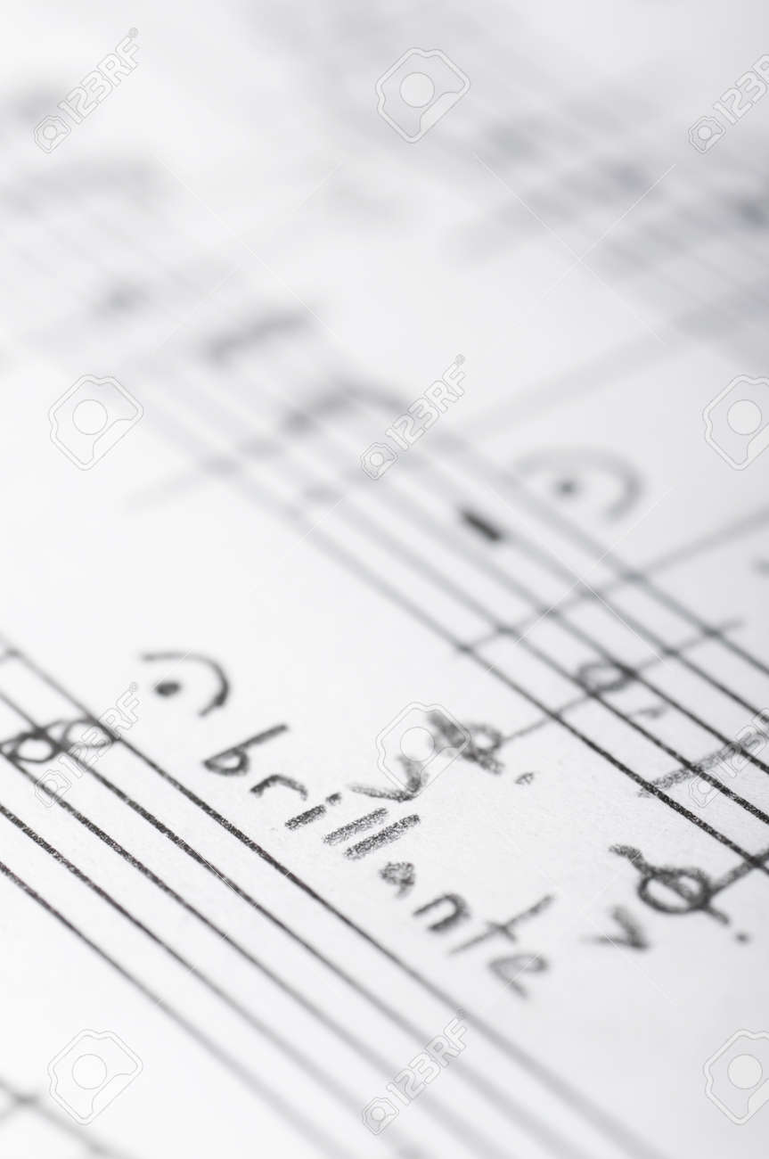 手書きの音符 浅い被写し界深度 の写真素材 画像素材 Image