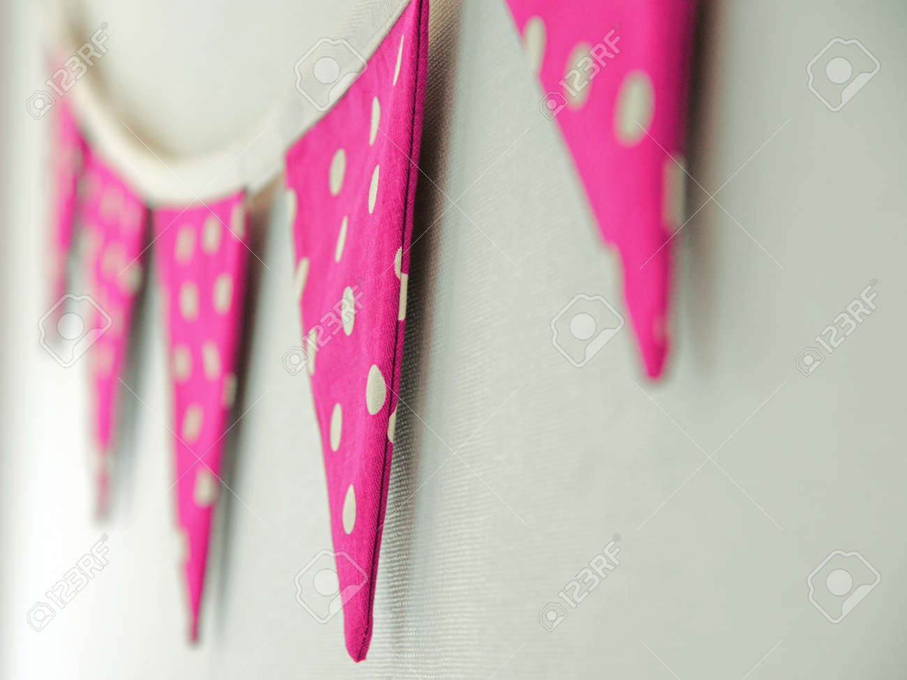 Banderas De La Decoracion Del Partido En La Pared Fotos Retratos